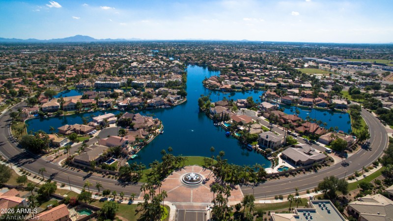 Gilbert's Lake Community - The Islands