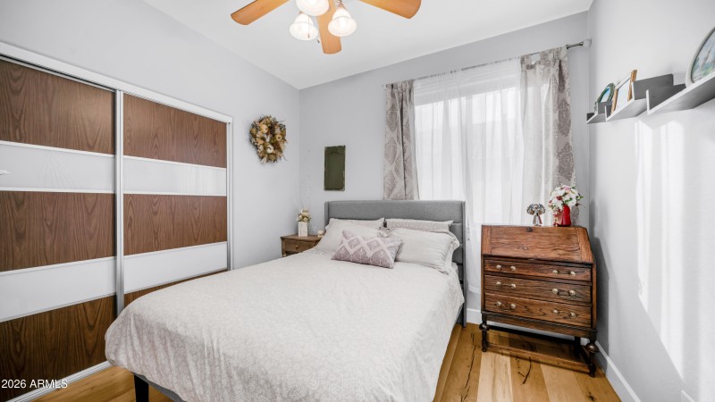 25084 N 68th Ave (5)