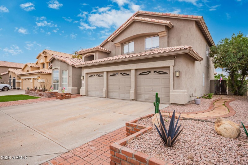 LAKE & GOLF COURSE LOT