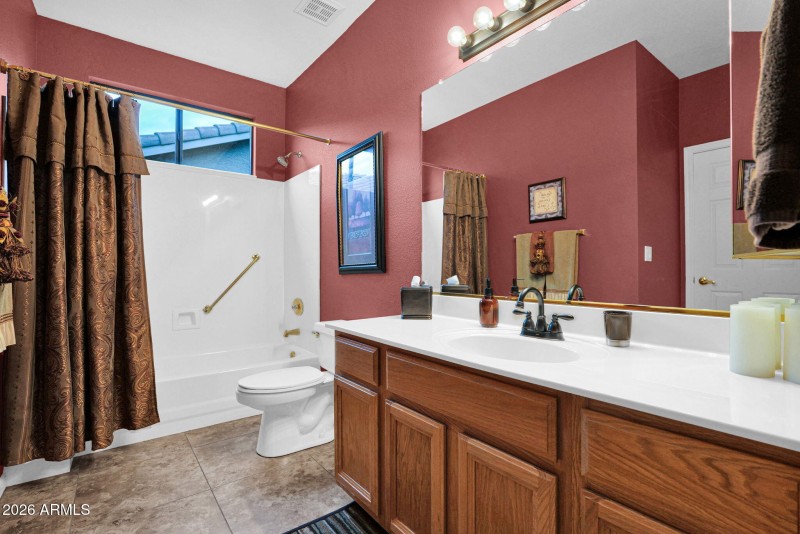 5534 Feather Bush - 24Second Bedroom Bat