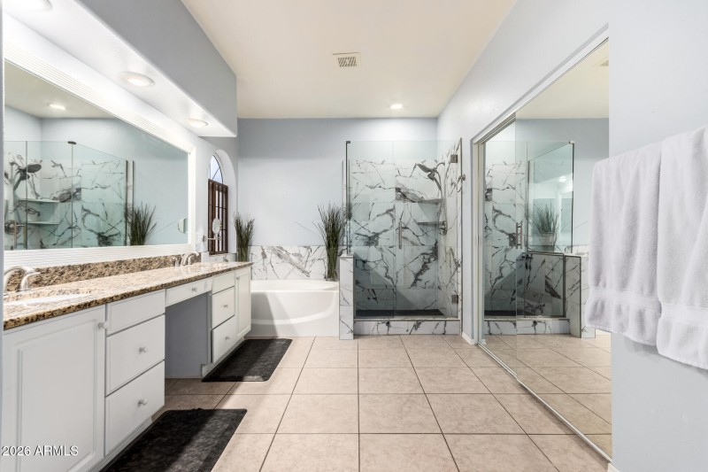 LAKE & GOLF COURSE LOT