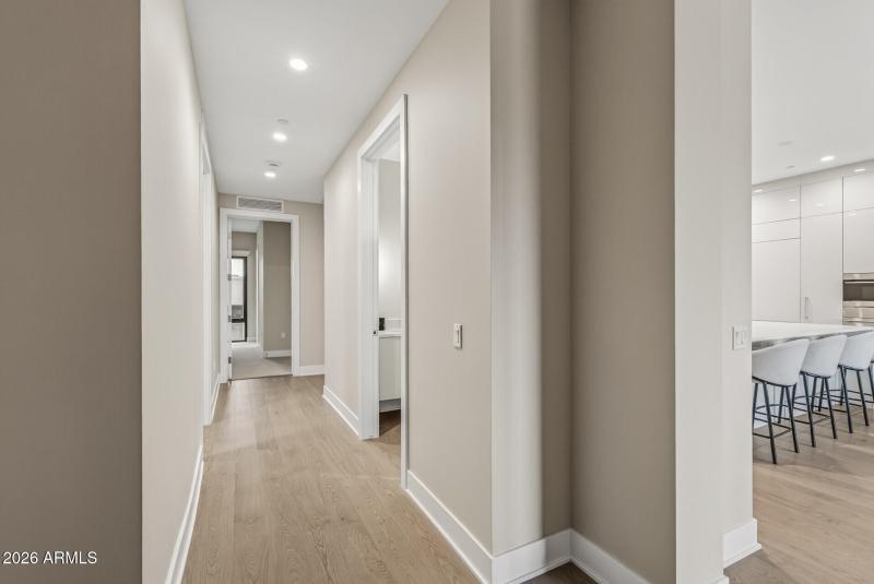 40_19355_N_73rd_Way40_mls