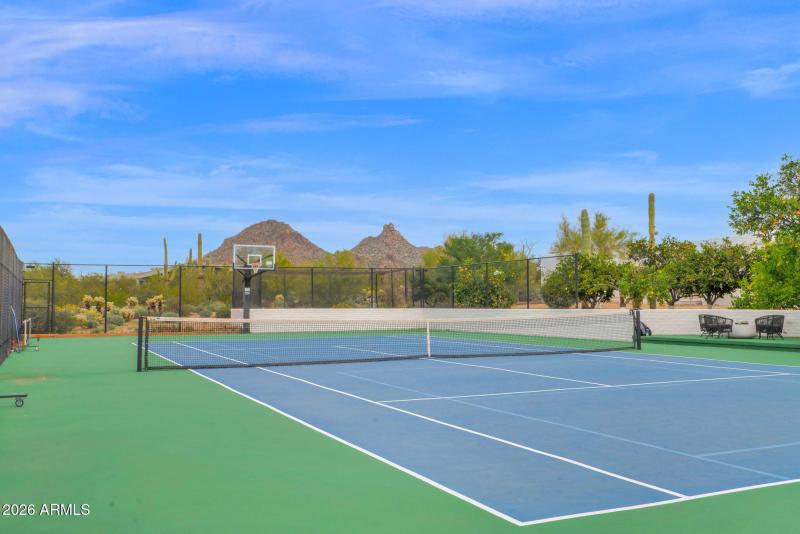 Tennis & Pickleball