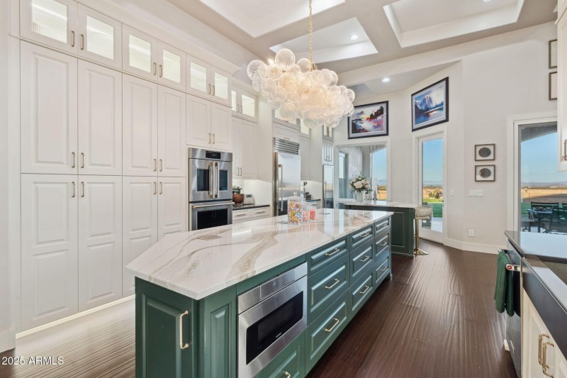 Gourmet Kitchen