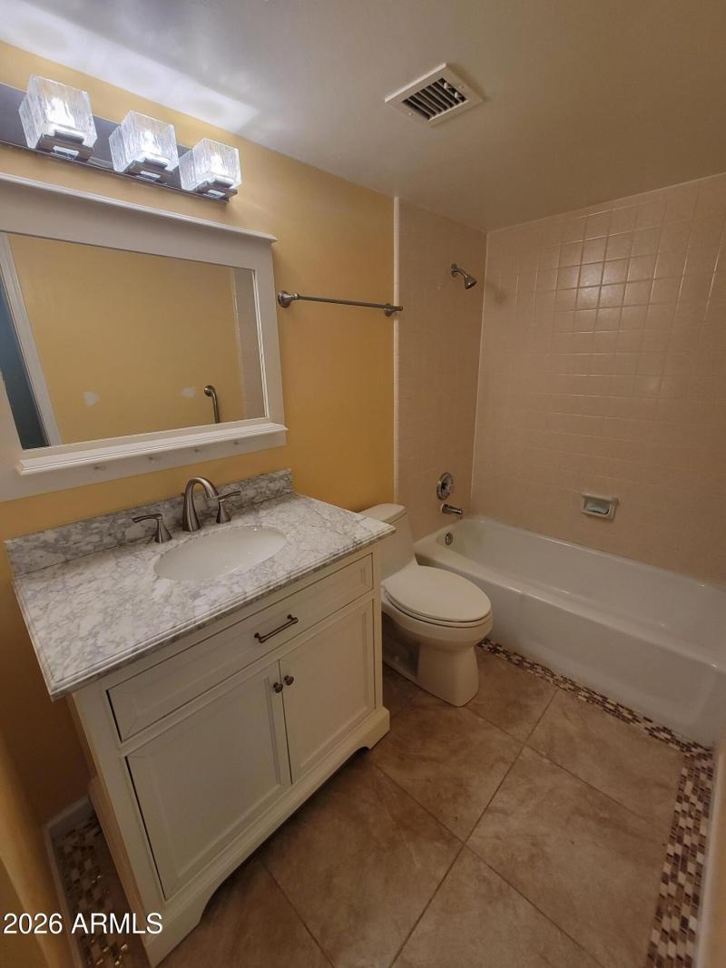 2nd Bathroom