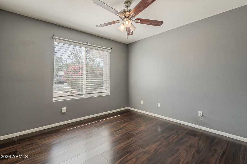 26-web-or-mls-Julie-26