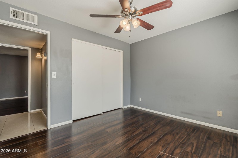 29-web-or-mls-Julie-29