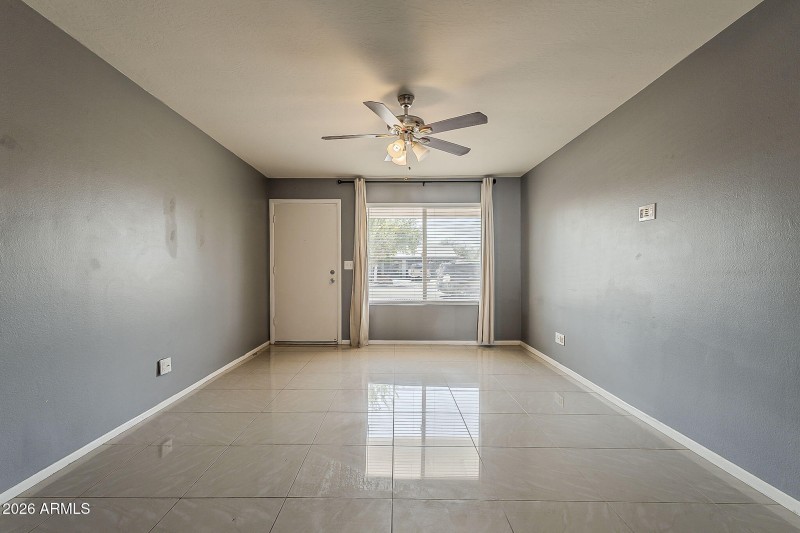 5-web-or-mls-Julie-5