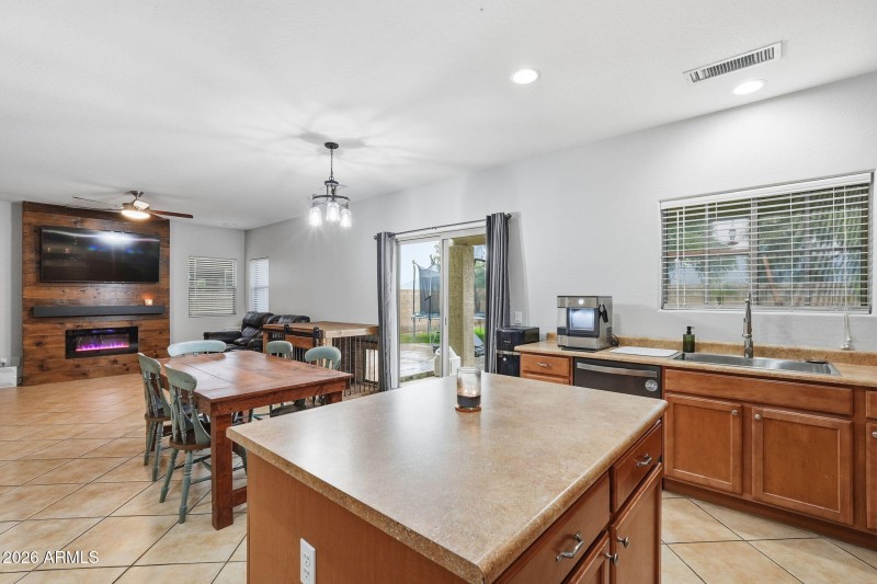 Kitchen & Great Room