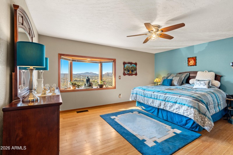 35-Upstairs Primary Bedroom