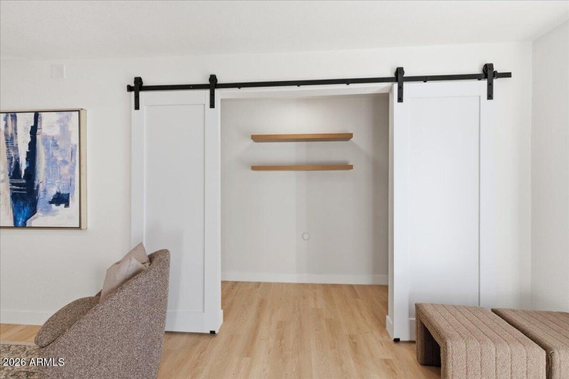 07-4210_N_18th_Ave_7