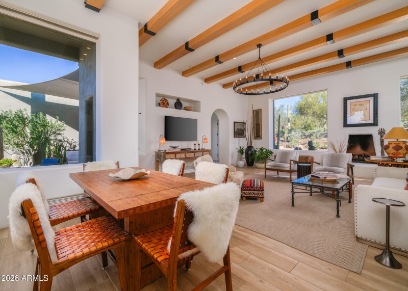 5943_E_CarefreeMountainDr_Images-10