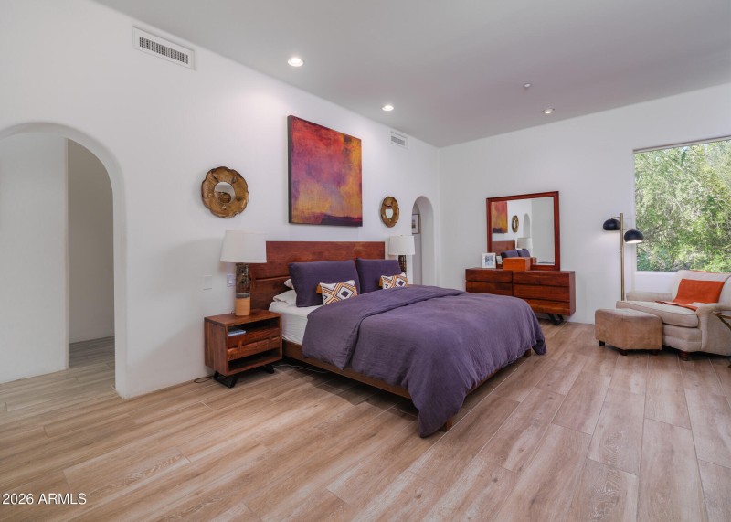 5943_E_CarefreeMountainDr_Images-17