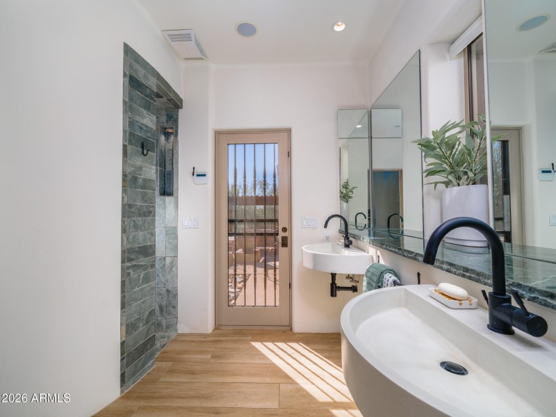 5943_E_CarefreeMountainDr_Images-20