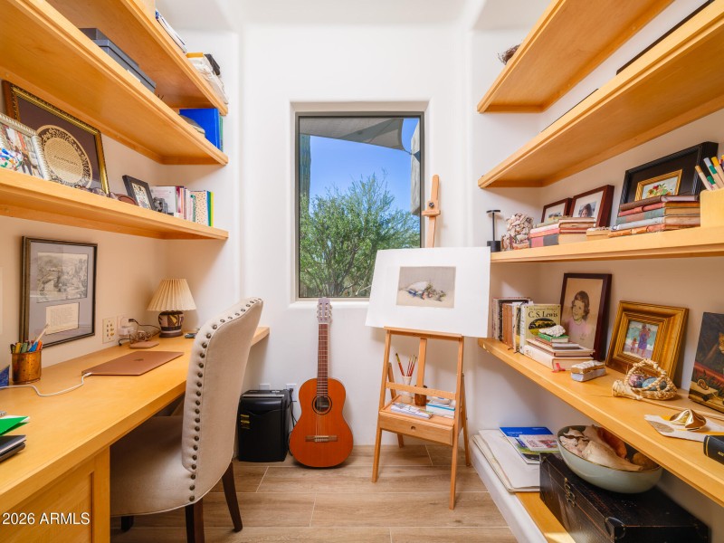 5943_E_CarefreeMountainDr_Images-25