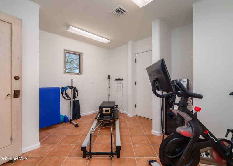 5943_E_CarefreeMountainDr_Images-28