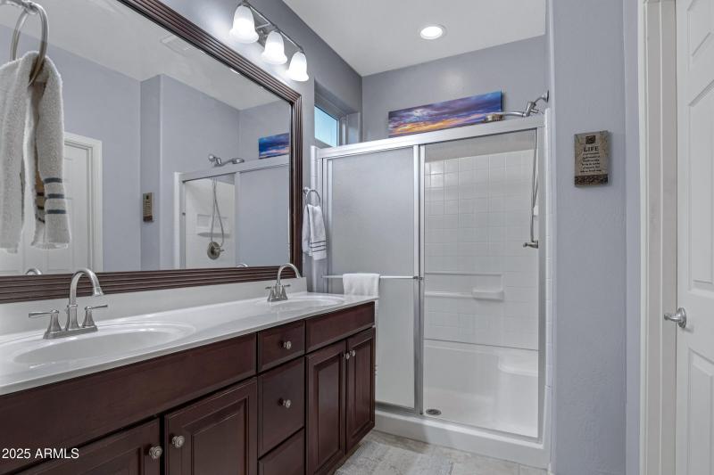 42585 W Heavenly Pl-25