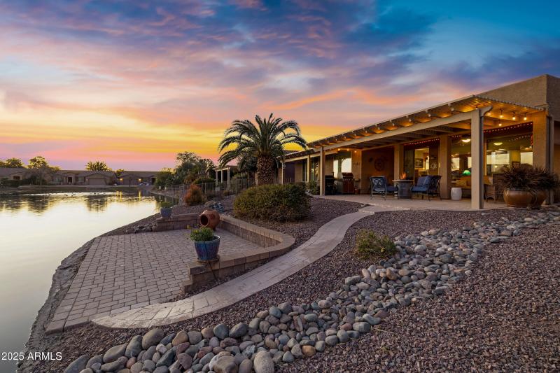 42585 W Heavenly Pl-64