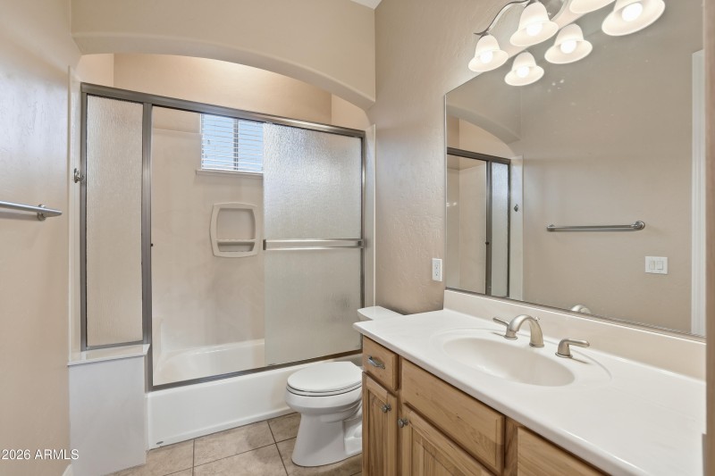 2nd Bathroom
