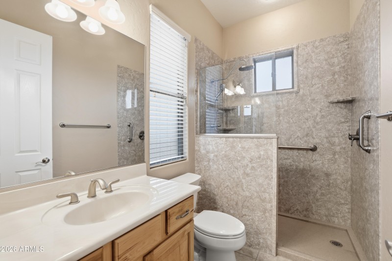 Guest Suite Bathroom