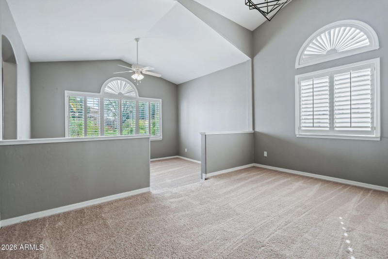 16-web-or-mls-1038 S 38th St-21