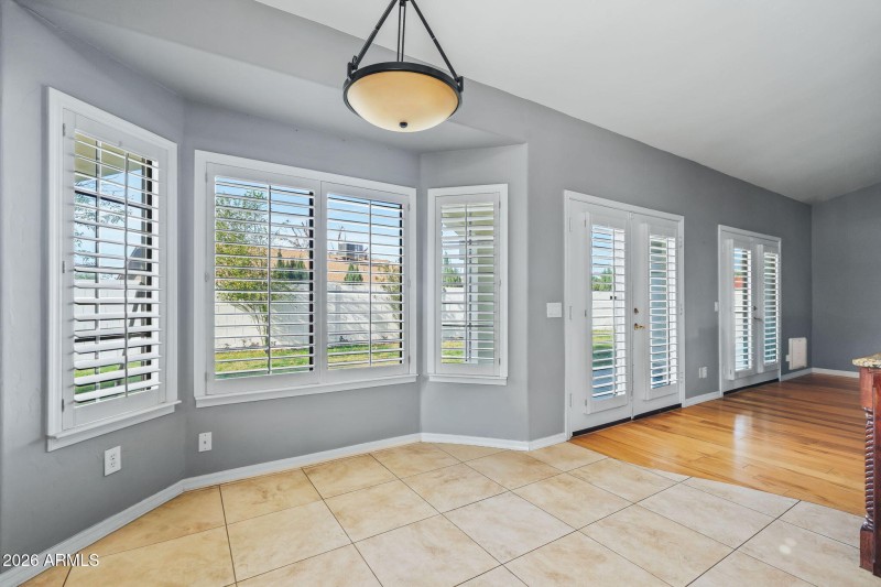 39-web-or-mls-1038 S 38th St-41