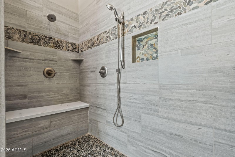 50-web-or-mls-1038 S 38th St-15