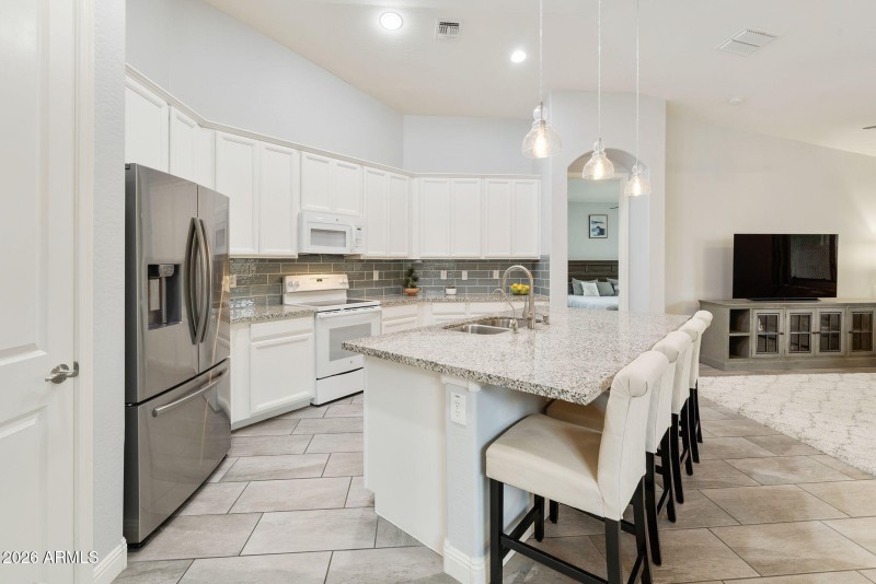 21-web-or-mls-dlb_3352-dlb_3356