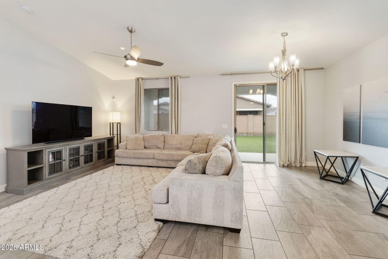 22-web-or-mls-dlb_3357-dlb_3361