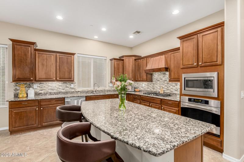 Kitchen with gas cooktop