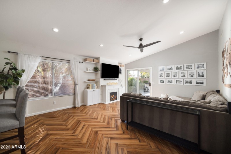 17636 N. 25th Pl.-mls-2