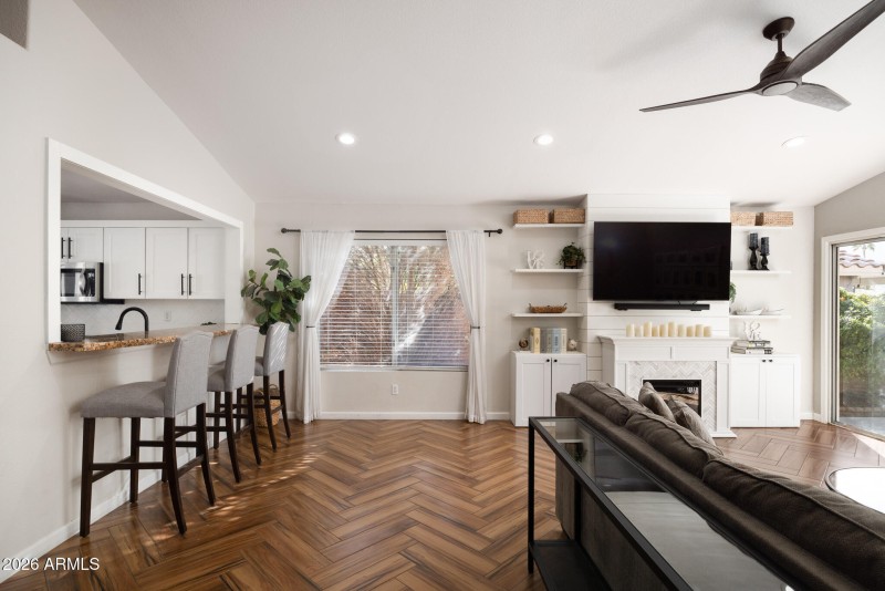 17636 N. 25th Pl.-mls-5