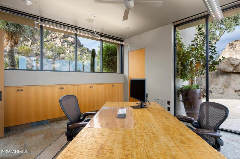 Bedroom 4/Office
