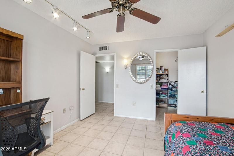 27-web-or-mls-W Mesa Verde Dr-S0901-027