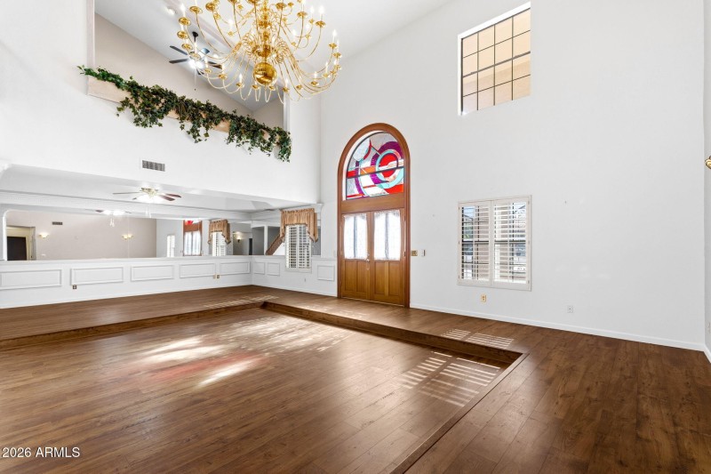 005__4064 E Hale Cir