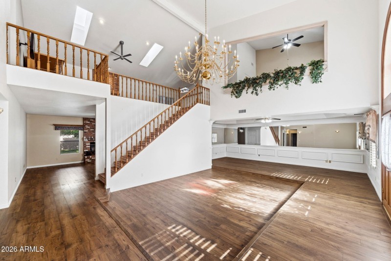 006__4064 E Hale Cir