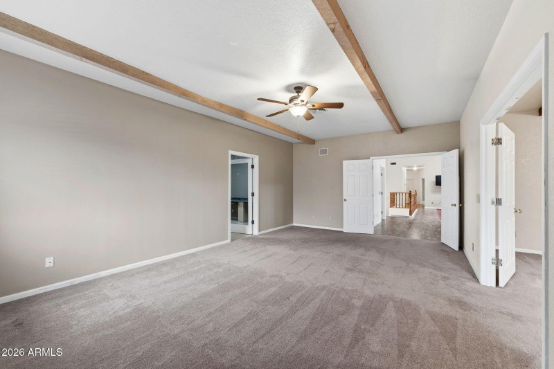 036__4064 E Hale Cir