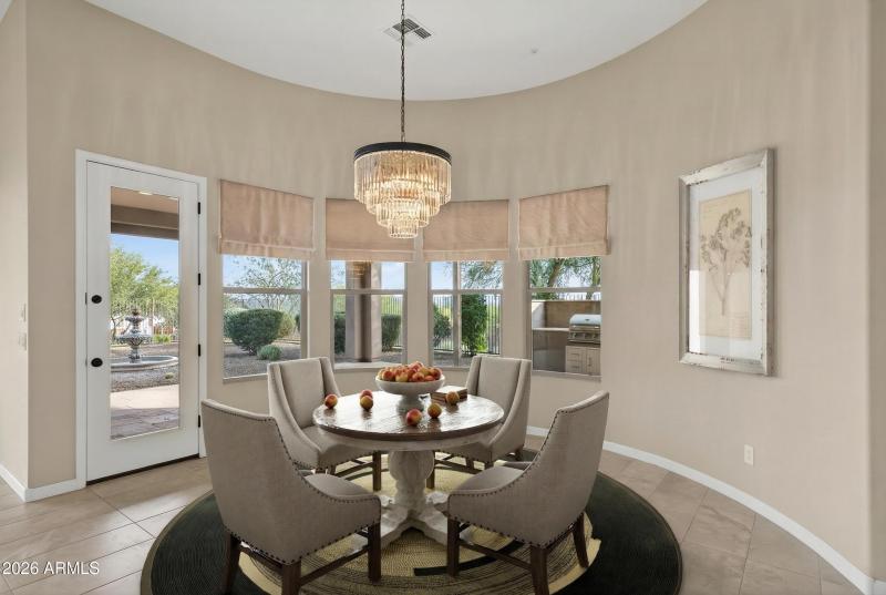 Dining Virtually Staged