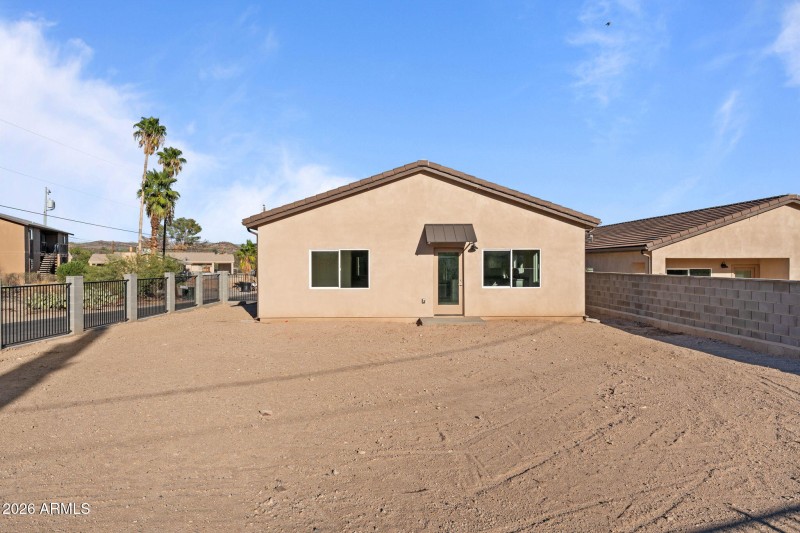 18-web-or-mls-DSC06602