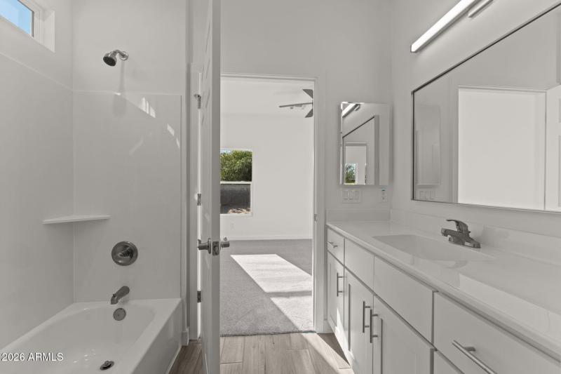 13-web-or-mls-DSC06462