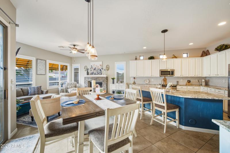 16635 S 12th - Dining & Kitchen