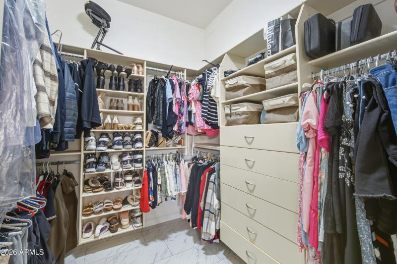 16635 S 12th - Primary Closet