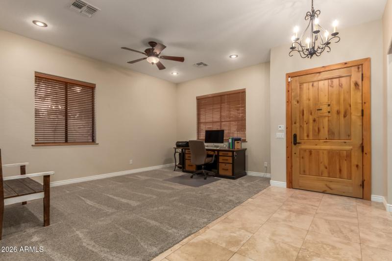 Entry/Living Room