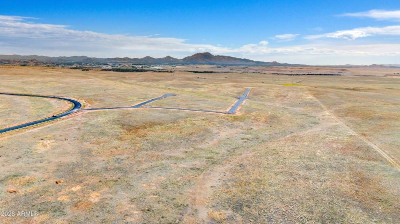 009_42D lots 1-4 Views & Paved Rd