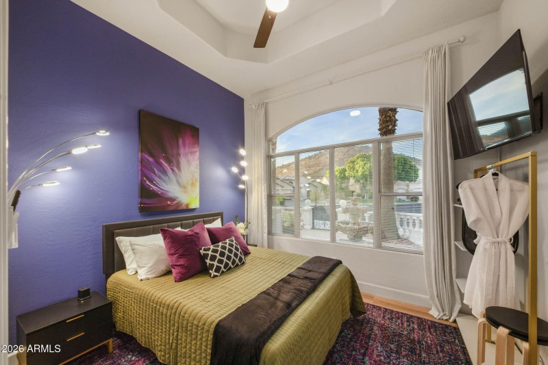 BR-4-1-PURPLE-PETAL-SUITE (2)