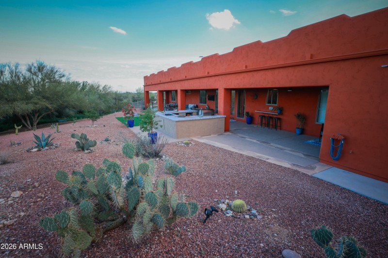 Entertainment Area E view