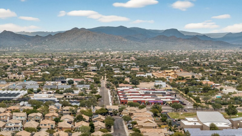 4221 E Rancho Caliente Drive