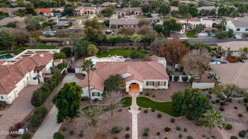 2731 E Capricorn Pl Exterior Photos-20