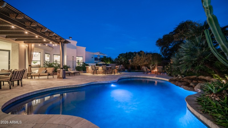 2731 E Capricorn Pl Exterior Photos-10