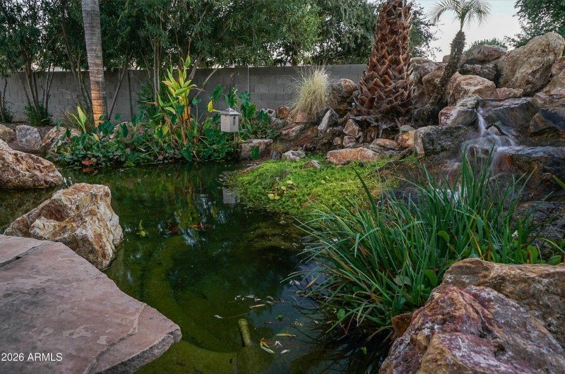 2731 E Capricorn Pl Exterior Photos-28